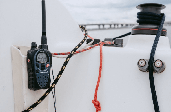 Handheld Marine VHF Radio Online
