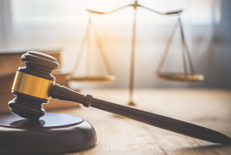 The beauty of wood, the performance of porcelain: a perfect match for modern living