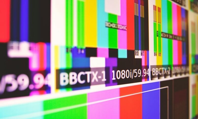 unusual signal pattern detected