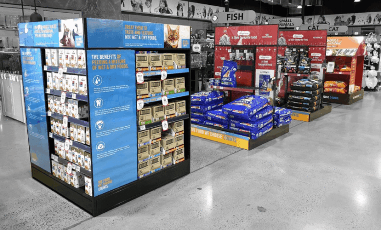 Customizing Plastic Pallets for Retail and Display: Branding and Marketing Strategies