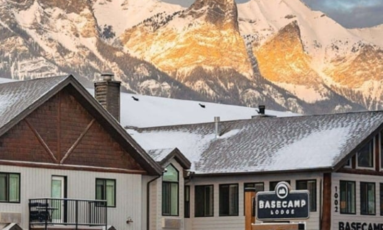 The Two-Speed Vacation: National Park Days + Resort Recovery Nights