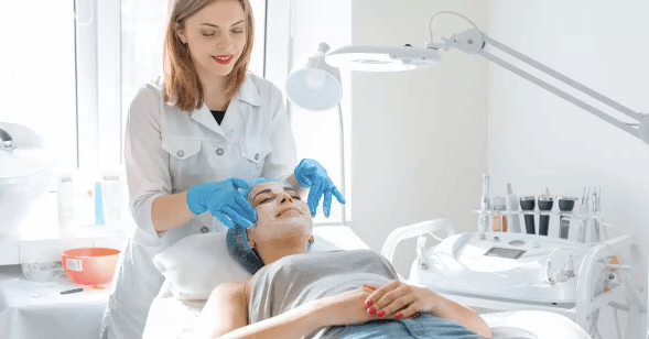 The Ultimate Guide to Investing in a Professional Microdermabrasion Machine: Elevate Your Esthetics Business