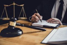 Why Personal Injury Lawyers Warn Against Quick Cash Settlements